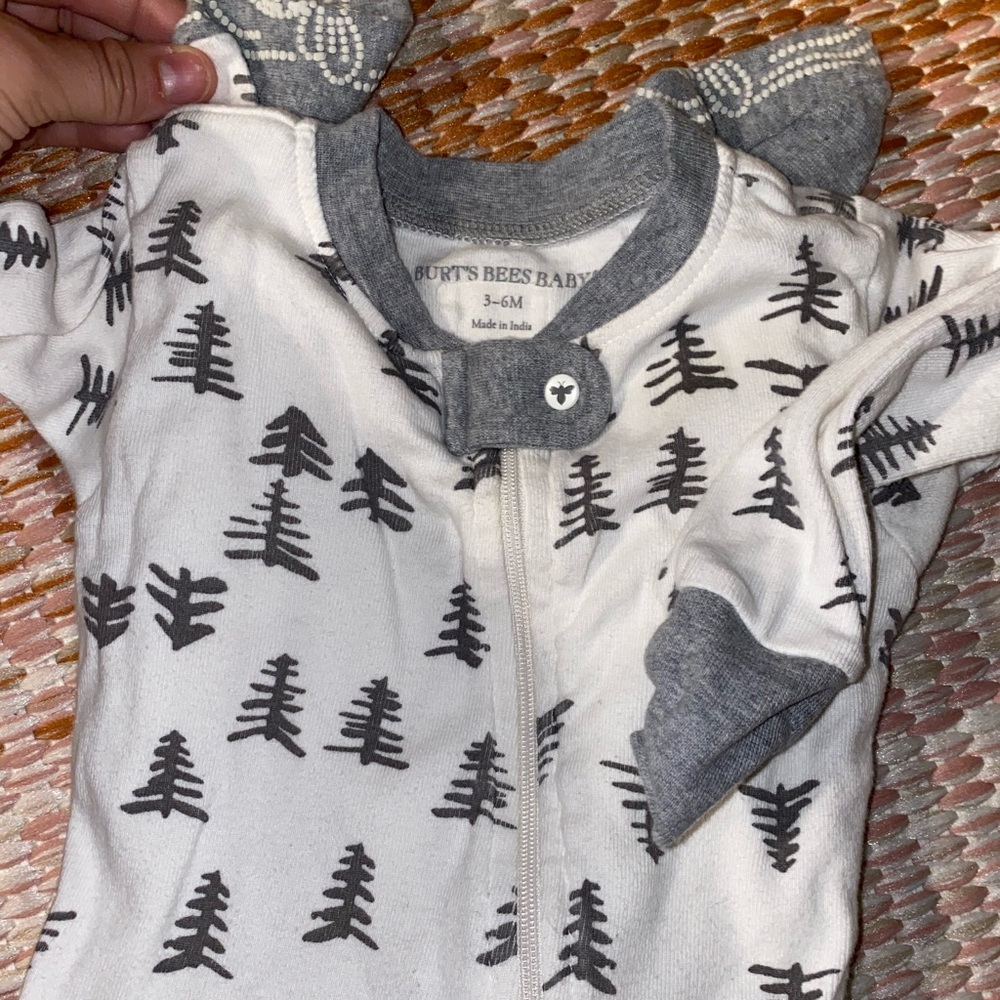 Infant footie pajamas